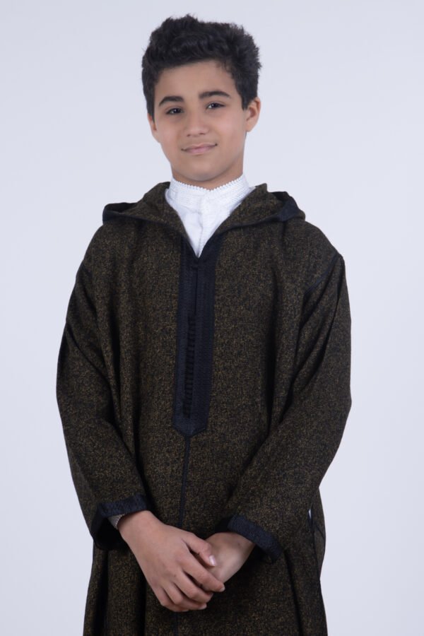 Alternative view of Jellaba Tweed